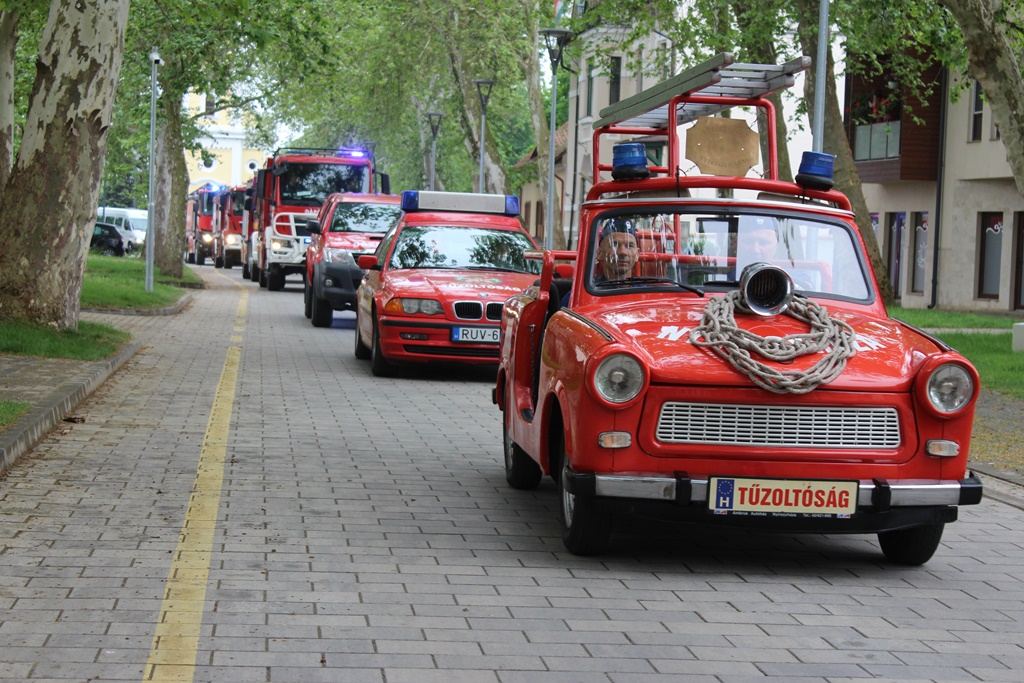 Ünnepel a katasztrófavédelem