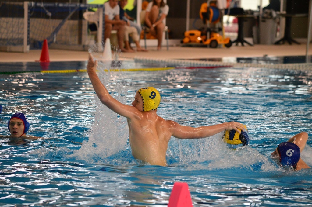 Az AQUA SE serdülő pólósai győztek a Debrecen ellen