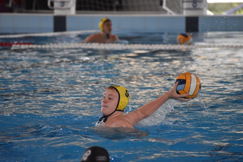 Továbbra is veretlen a rájátszásban  az AQUA SE U15-ös vízilabdacsapata 