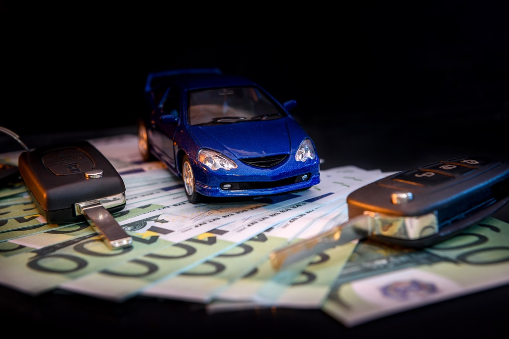 Érkeznek a gépjárműadós határozatok