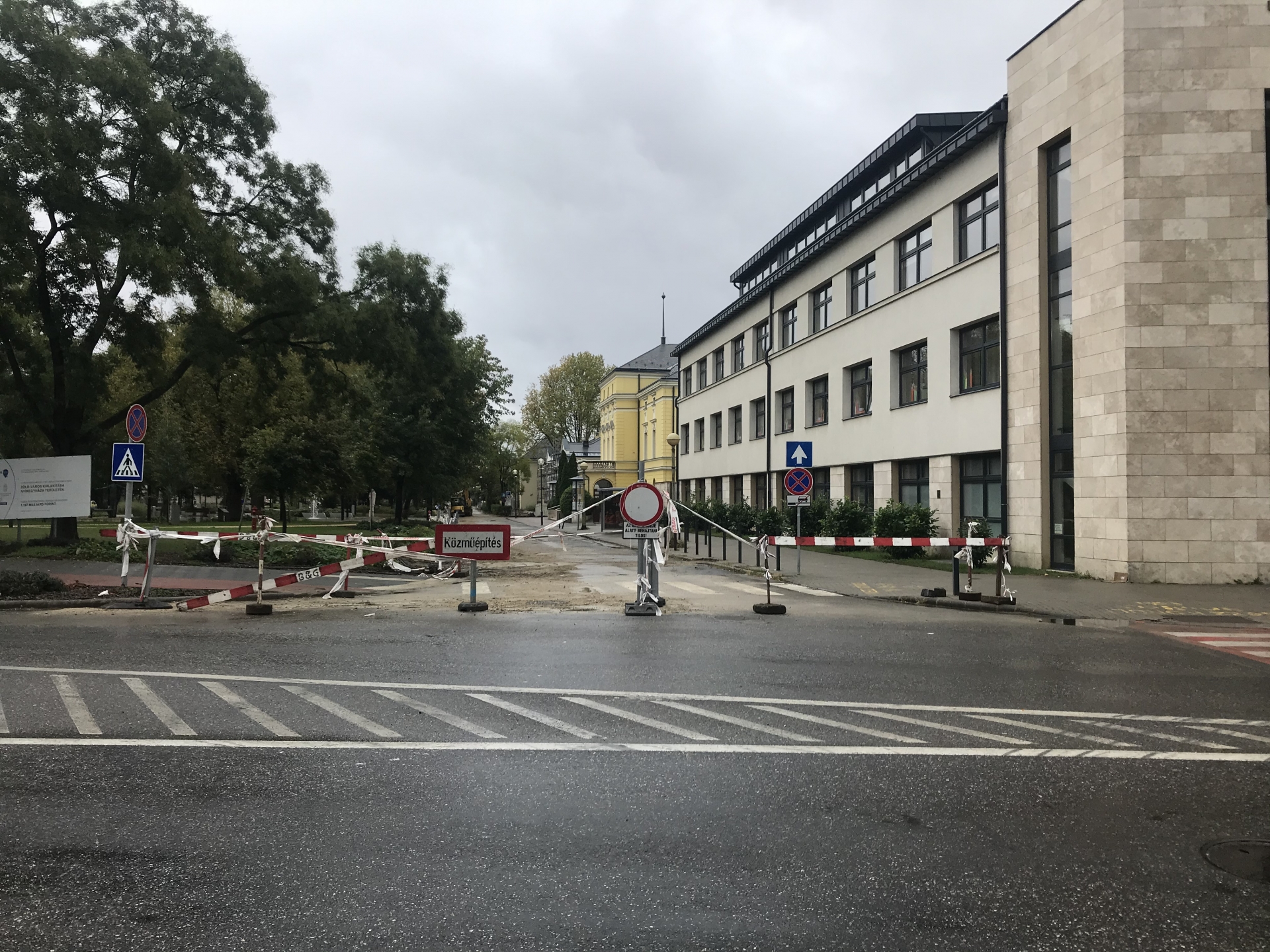 Friss hírek a Benczúr-Bessenyei tér felújítása kapcsán