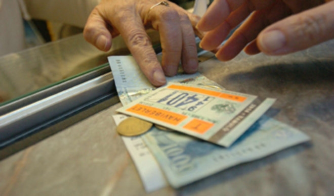Kezelési költség nélkül váltják vissza a januári helyközi diákbérleteket