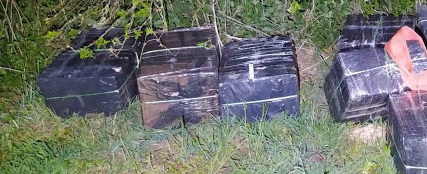 Ötmillió forintot érő cigit hagytak hátra menekülés közben