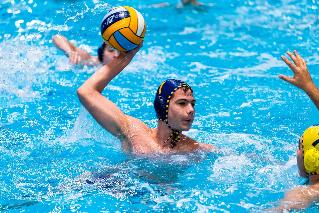 Látványos mérkőzéseken játszott az AQUA SE a Városi Uszodában