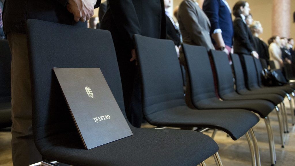 ITM: több mint százezer új diplomást hozott a nyelvvizsgamentesség