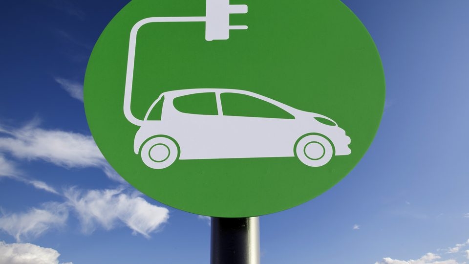 Megugrott az igény az elektromos autókra