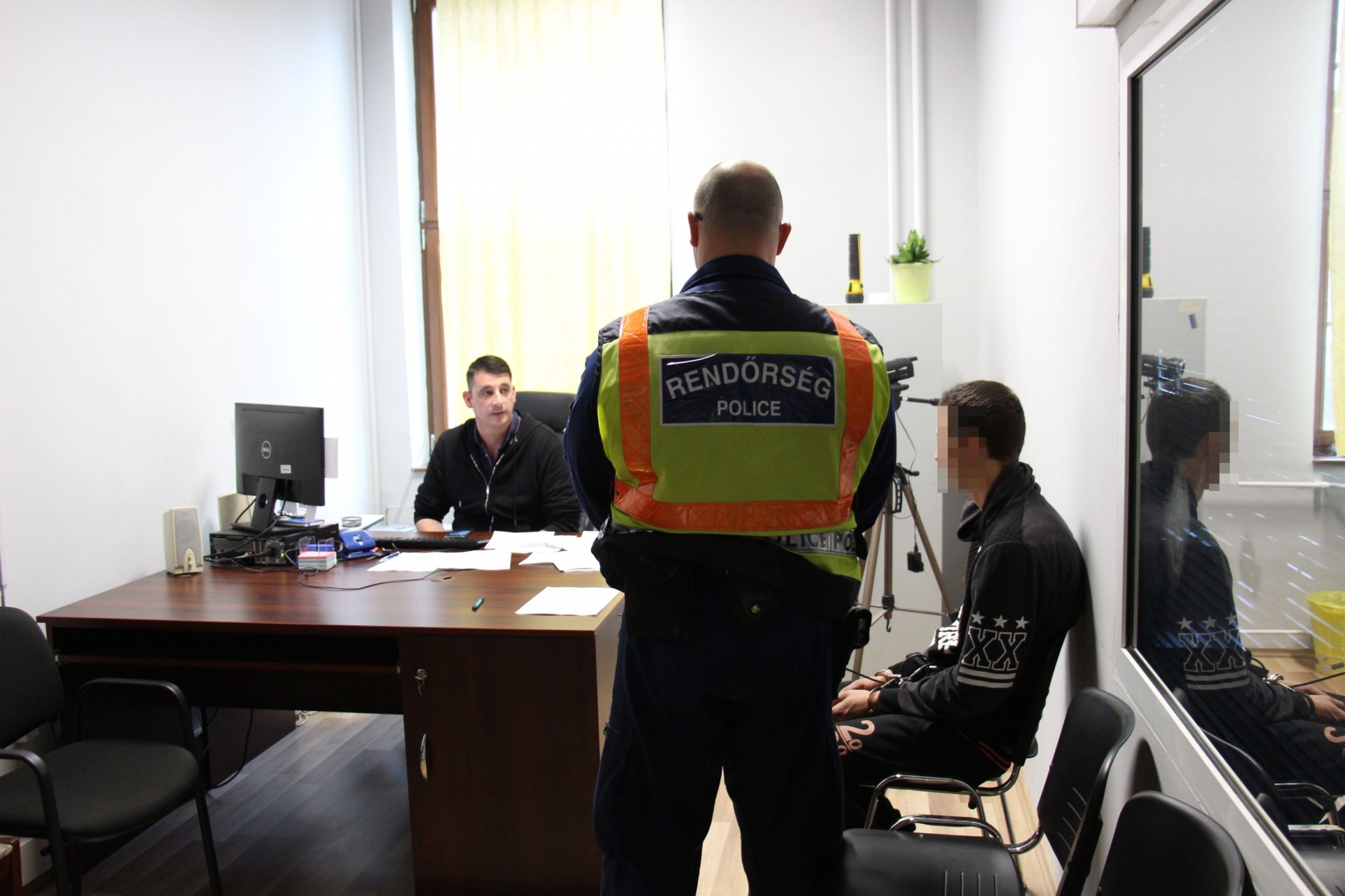 Emberölés bűntett kísérletének megalapozott gyanúja miatt folytat büntetőeljárást a rendőrség