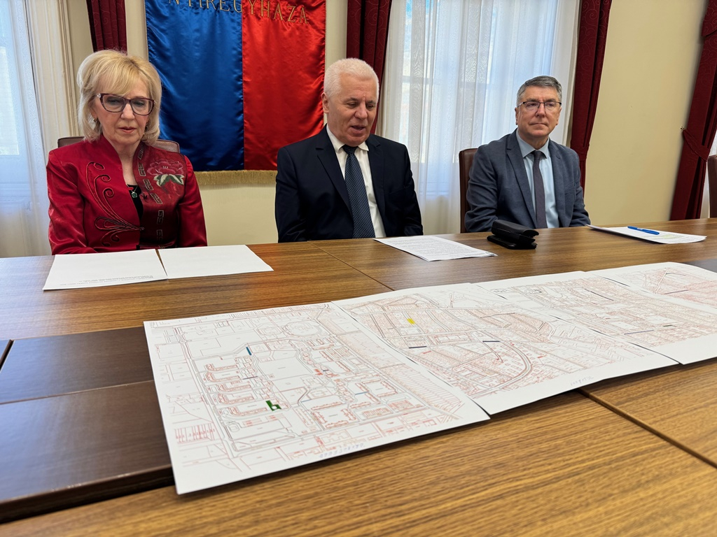 Tavaszi útfelújítások Nyíregyházán