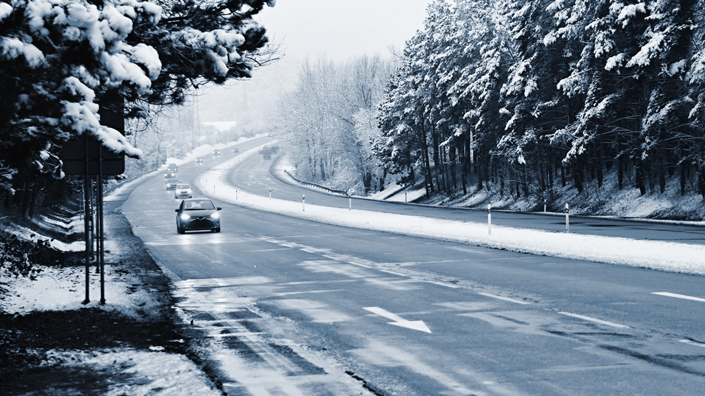   Beköszönt a tél - Erre figyeljen közlekedéskor!