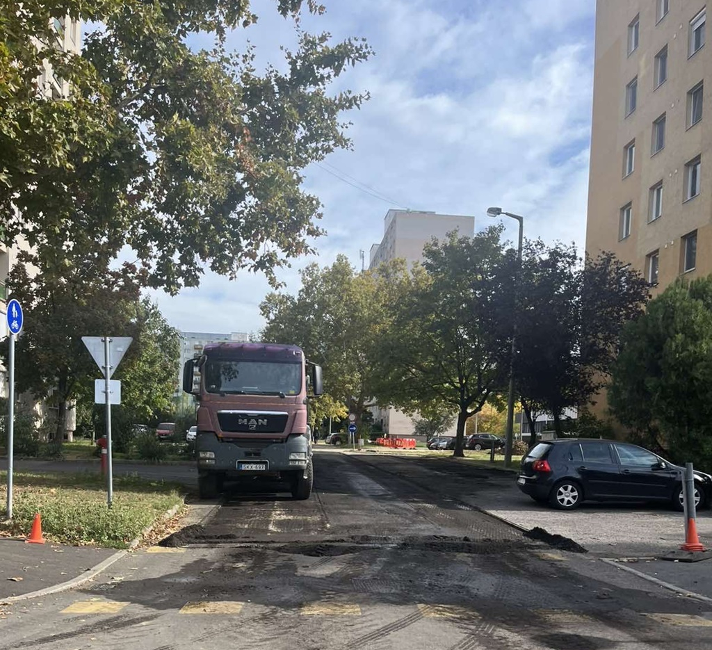 Újabb helyszínen indult felújítás