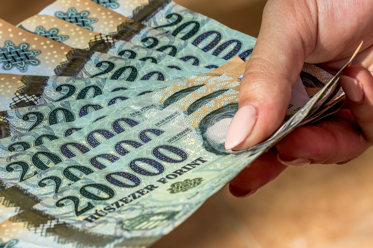 Jövőre várhatóan 260 ezer forint lesz a garantált bérminimum
