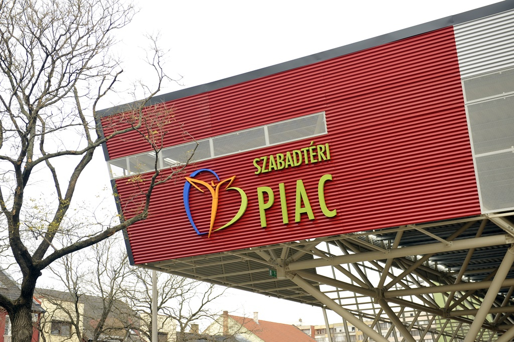 Piacok nyitvatartása