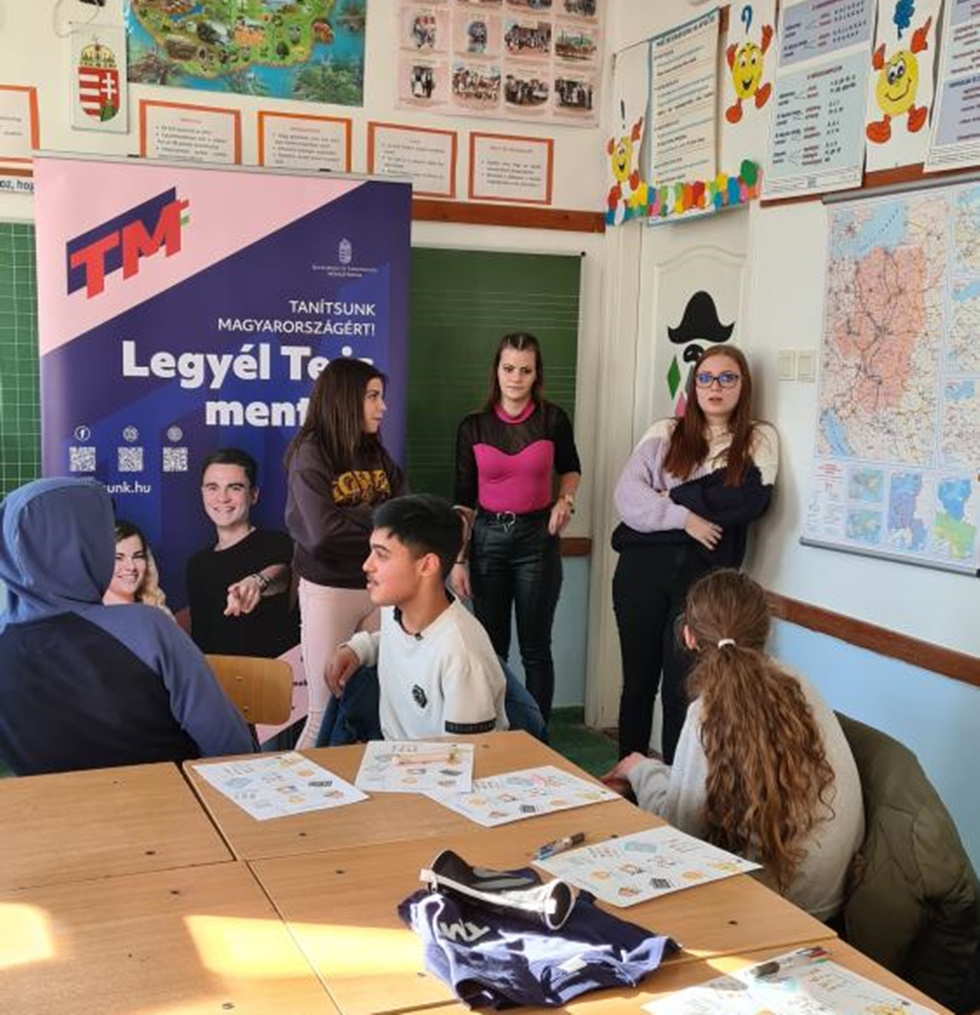 Ismét elkezdődött a Tanítsunk Magyarországért mentorprogram