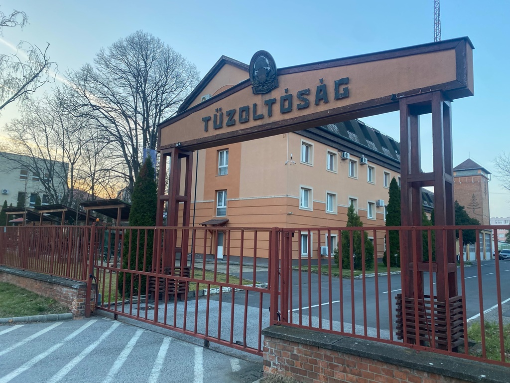Ismét megnyílnak a szertárkapuk