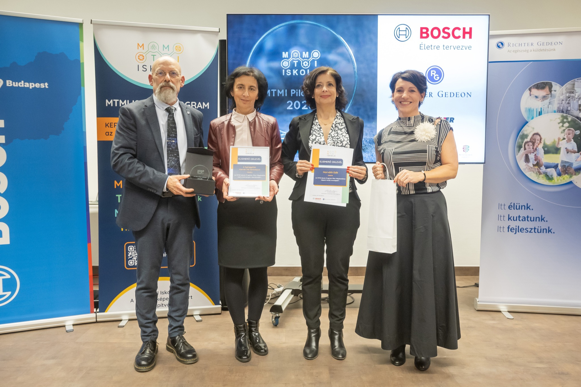 MTMI ISKOLA díjas a Nyíregyházi Vasvári Pál Gimnázium